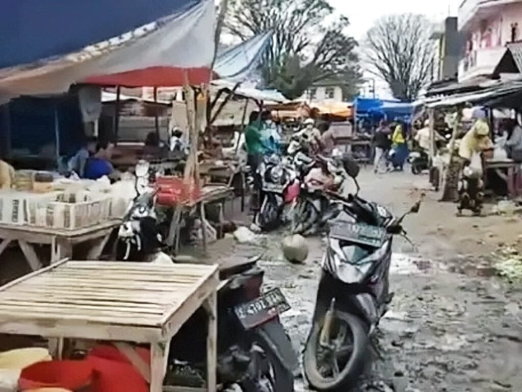 Pemkab Garut Siapkan Revitalisasi Pasar Ciawitali Secara Bertahap