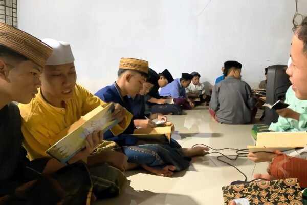 Garut Dapat Dana Hibah Rp. 78 M, Gubernur Jawa Barat Pertanyakan Keadilan Alokasi Dana Hibah untuk Pesantren