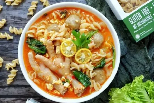 Pecinta Seblak Wajib Tahu! Cara Aman Makan Seblak Tanpa Kena Sakit Perut