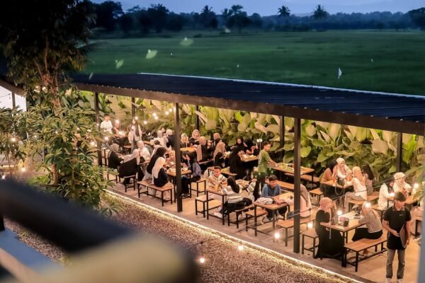 Cafe AK Cibiuk Garut, Tempat Ngopi Asik Buat Nongkrong, Healing, atau Nugas