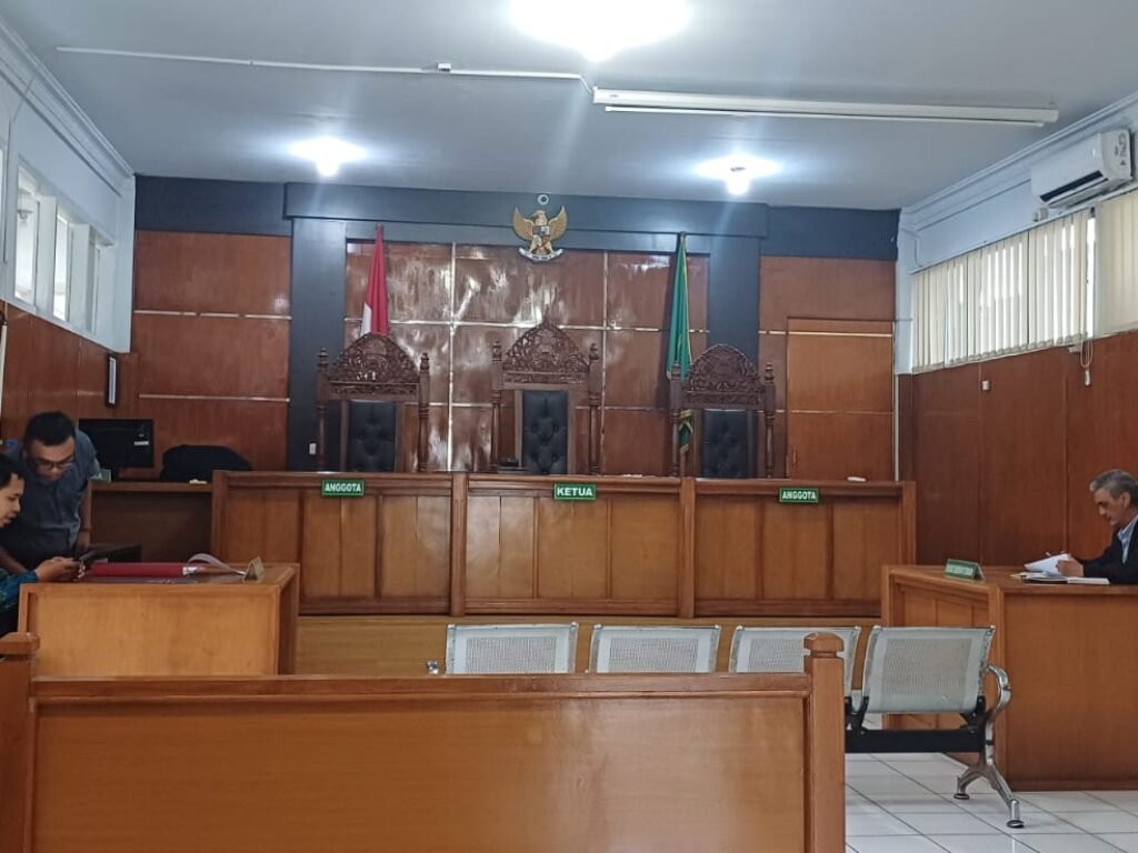 Gubernur Jabar Ciut Hadapi Gugatan GLMPK, “Yang Haram Dihalalkan?”