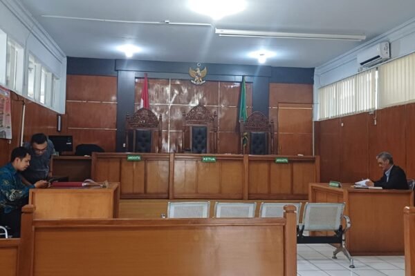 Gubernur Jabar Ciut Hadapi Gugatan GLMPK, “Yang Haram Dihalalkan?”