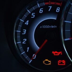 Lampu Check Engine Menyala? Waspadai 6 Masalah Ini Pad Mobil Anda