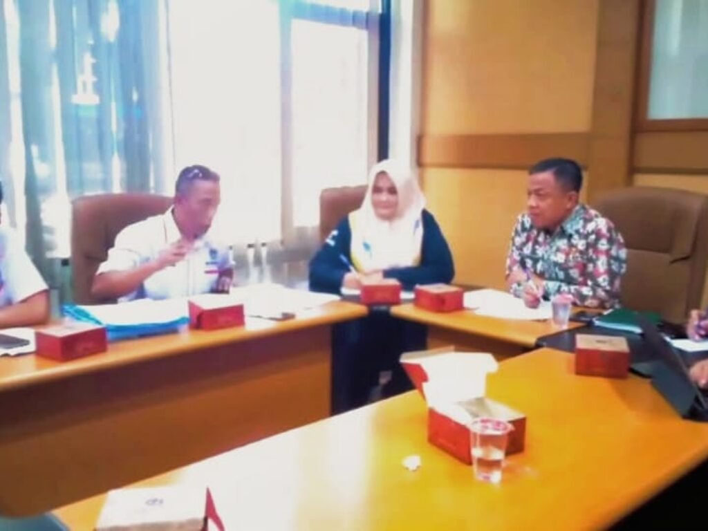 Audiensi DPD IWOI Garut Dianggap “Turun Derajat”, DPRD Komisi 4 Mangkir, Ada Apa?