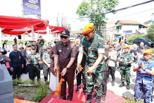 Monumen Pesawat AS 202 Bravo Ikon Baru Wisata Dirgantara Garut