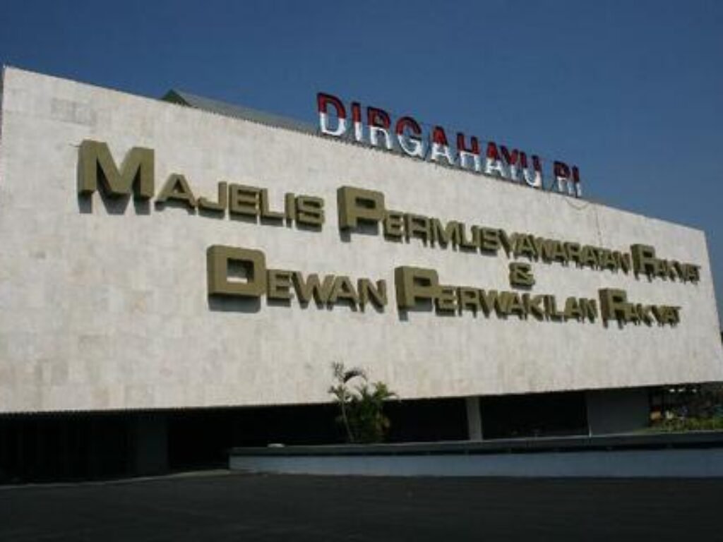 KPK Periksa Eks Pegawai Setjen MPR Terkait Dugaan Gratifikasi Rp17 Miliar