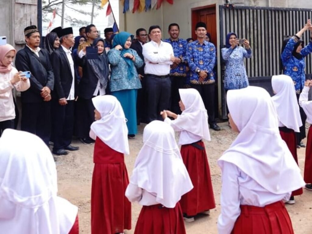 Sosialisasi Gemarikan di SDN Majasari, Bupati Garut Perangi Stunting dan Tingkatkan Gizi Anak