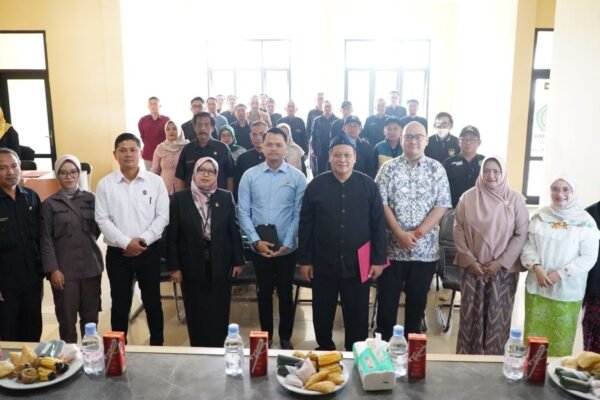 Pemkab Garut Dorong Budaya Taat Hukum, Sasar Aparatur Desa dan Kelurahan