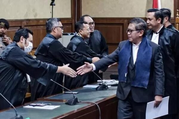 Sidang Hasto: Jaksa Kerahkan Ahli, Kuasa Hukum Bongkar Dugaan Pelanggaran Prosedur KPK