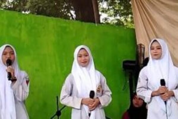 MTs Albarokah Karawang Gelar Perpisahan Secara Sederhana Namun Penuh Makna, Tangis Harupun Pecah