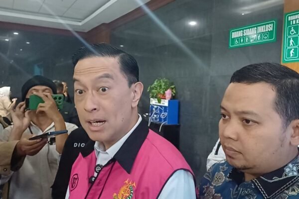 Tak Terima Keterangan Saksi Dibacakan, Kuasa Hukum Tom Lembong Akan Laporkan Hakim ke KY dan MA