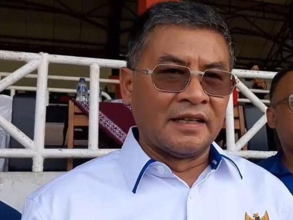 Sidang Paripurna Memanas: Wagub Jabar Sindir Sekda ‘Langka di Kantor’ di Hadapan DPRD