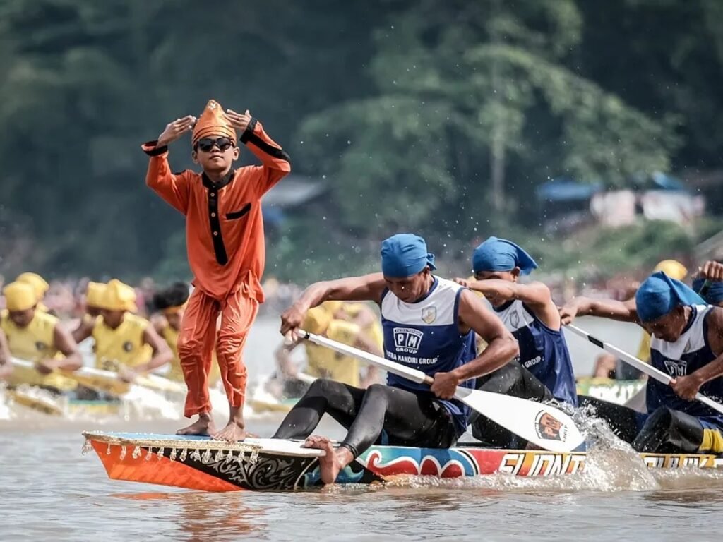 Dari Hulu Kuantan ke Amerika: Saat Pacu Jalur Mendunia, Melly Mike Niat Datang Langsung ke Pacu Jalur