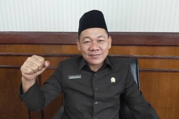 Wacana Ajaib: Gedung Konvensi Rasa Kantor, DPRD Lamsel Siap “Take Over” Panggung Rakyat?