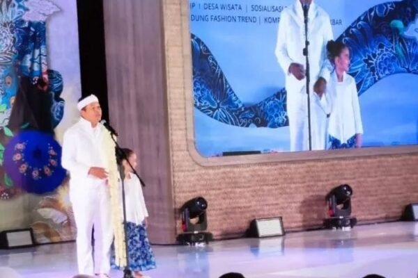 Hukum Tertutup Tirai: Dedi Mulyadi Beri Santunan Rp150 Juta, Harga Duka Rakyat Jelata dalam Resepsi Pernikahan Wakil Rakyat dengan Wakil Bupati