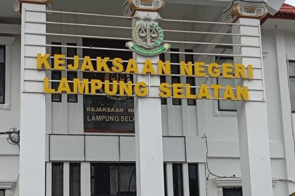 Dugaan Korupsi di Desa Hara Banjar Manis! Warga Laporkan Kades ke Kejaksaan