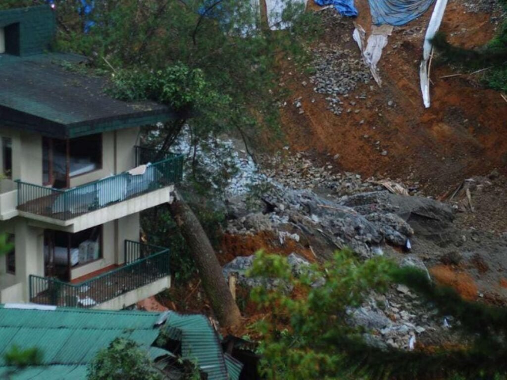 Tata Ruang Berantakan, Gunung Pun Minta Cuti: Gubernur Jabar Ingin Sulap Puncak dari Taman Wisata jadi Daerah Resapan