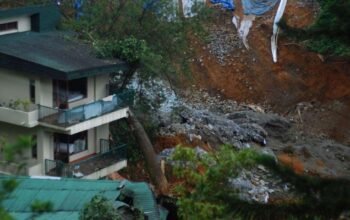 Foto vila ilegal di puncak bogor