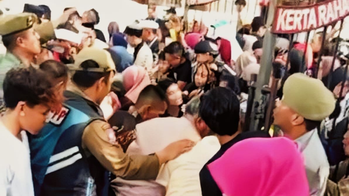 Pesta Elite Pejabat, Nyawa Rakyat Terselip di Antara Tenda dan Tarian