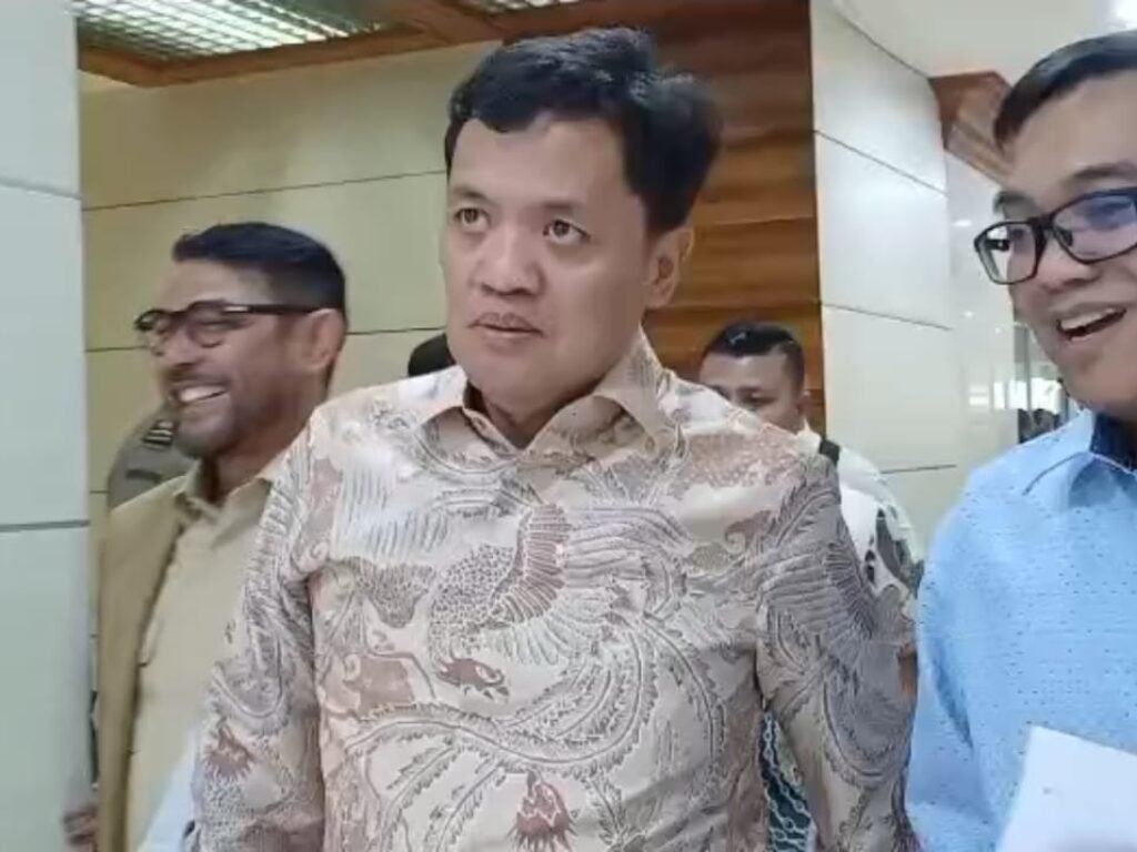 Guru Asal Garut Tewas Misterius, Polisi ‘Percaya Diri’ Tanpa Bukti: Dari Rel ke Rapat DPR