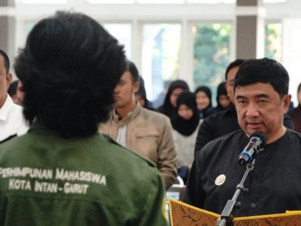 Bupati Garut Ucap Mantra Faporit Para Pejabat di Pelantikan Permata Intan: Mahasiswa Bangkit, Garut Masih Terlilit