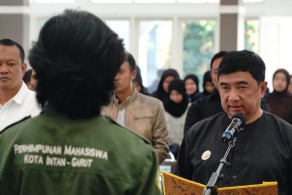 Bupati Garut Ucap Mantra Faporit Para Pejabat di Pelantikan Permata Intan: Mahasiswa Bangkit, Garut Masih Terlilit