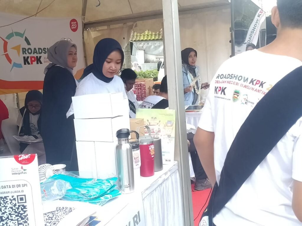 Panggung Anti-Korupsi di Tanah Seribu Proyek: Antara Badak, Balon, dan Basa-Basi