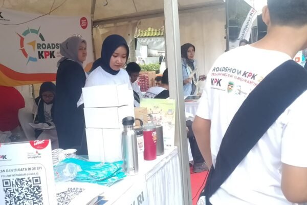 Panggung Anti-Korupsi di Tanah Seribu Proyek: Antara Badak, Balon, dan Basa-Basi