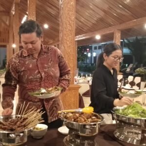 Sister City: Ketika Ramah Tamah Lebih Penting dari Rakyat Lelah, Tamu Luar Negeri Lebih Cepat Dilayani Daripada Warga Asli Negeri Sendiri