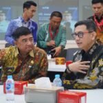 Bupati garut kunjungi telkom di jakarta