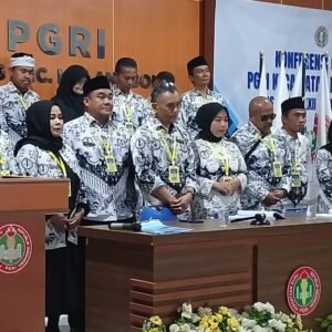 Kursi Ketua PGRI Malangbong Tak Tergeser, Dadang Menang Aklamasi Tanpa Drama