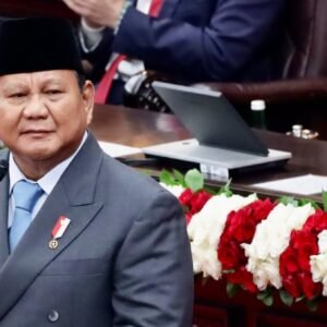 Pidato Prabowo: Anak Sekolah Keracunan, Pengangguran Turun di Atas Kertas, IKN Jadi Anak Kos