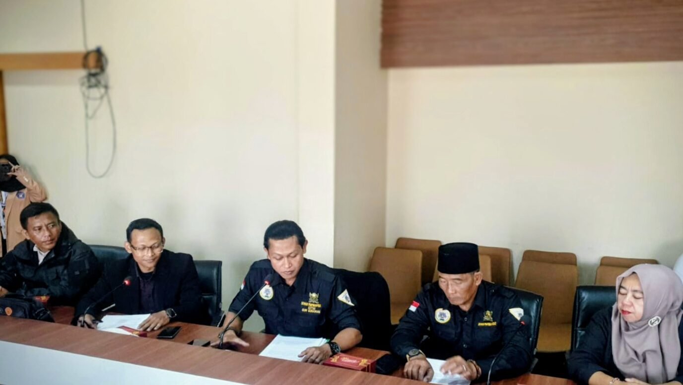 Audensi yayasan maung