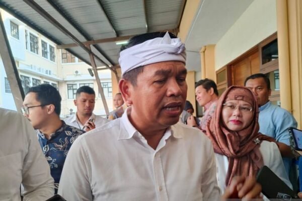 Bapak Aing Hemat untuk Semua, Boros untuk Saku Oprasional Gubernur