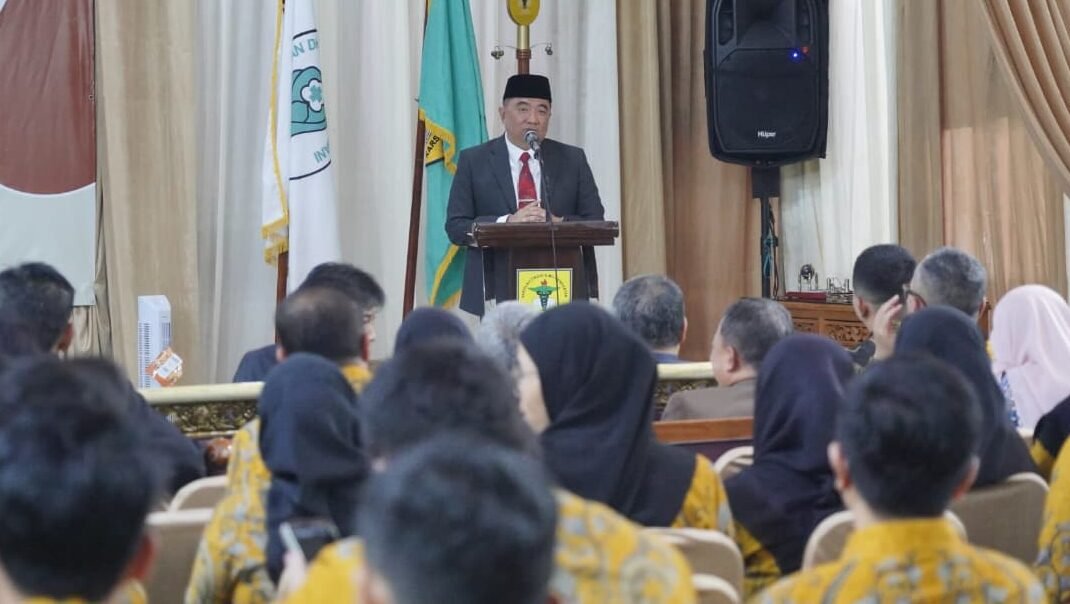 Bupati garut n setikes