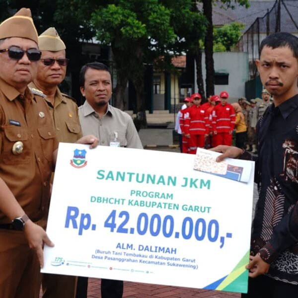 Ironi Manis Cukai Tembakau: Dari Paru-paru ke Santunan Pekerja