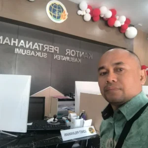 Dr. Padlilah, S.H., M.H. (Dosen Universitas Nusaputra)