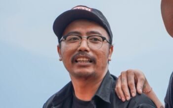 Encuy di preman pensiun nandi juliawan