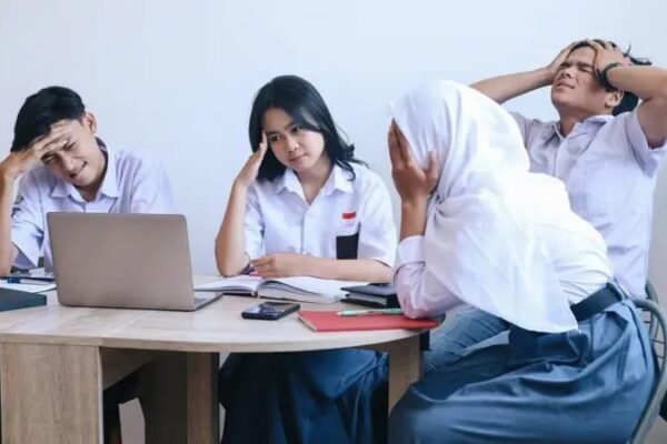 23 Mapel Masuk TKA 2025, Siswa: Ini Ujian atau Ajang Lomba Cari Penderitaan?