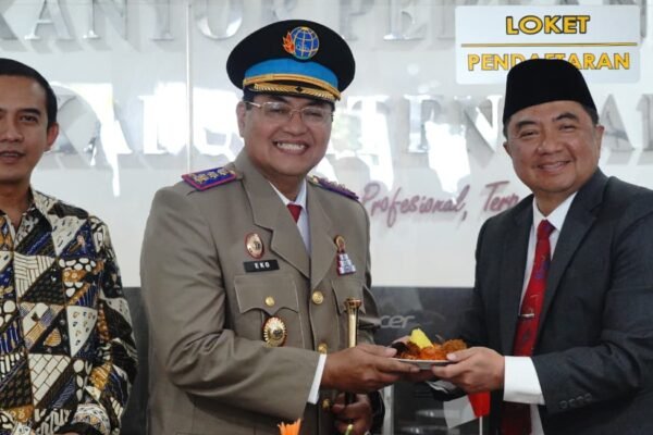 Bupati Garut Pimpin Upacara HANTARU 2025, Rakyat Masih Mencari Kepastian di Atas Tanahnya