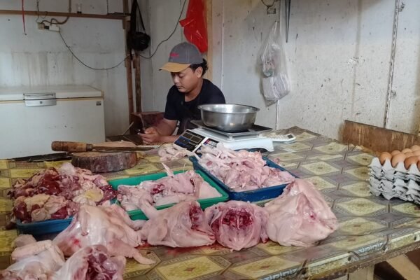 Harga Ayam Potong di Purwakarta Tembus Rp40 Ribu, Pedagang dan Pembeli Mengeluh