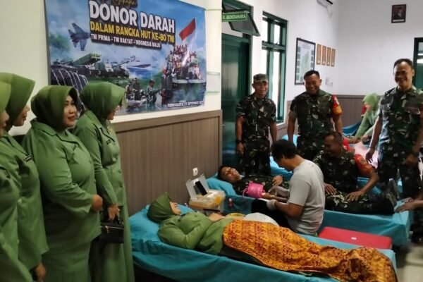 TNI Prima, Rakyat Indonesia Maju: Kodim 0619 Purwakarta Gelar Bakti Kesehatan Gratis di HUT ke-80