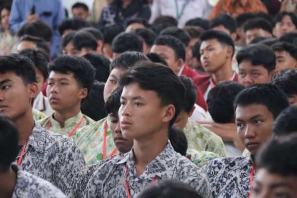 Pendidikan Nasional: Antara Generasi Cerdas atau Sekadar Jago Menjawab Soal Ujian