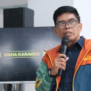 Ade hendarsyah kadispora garut