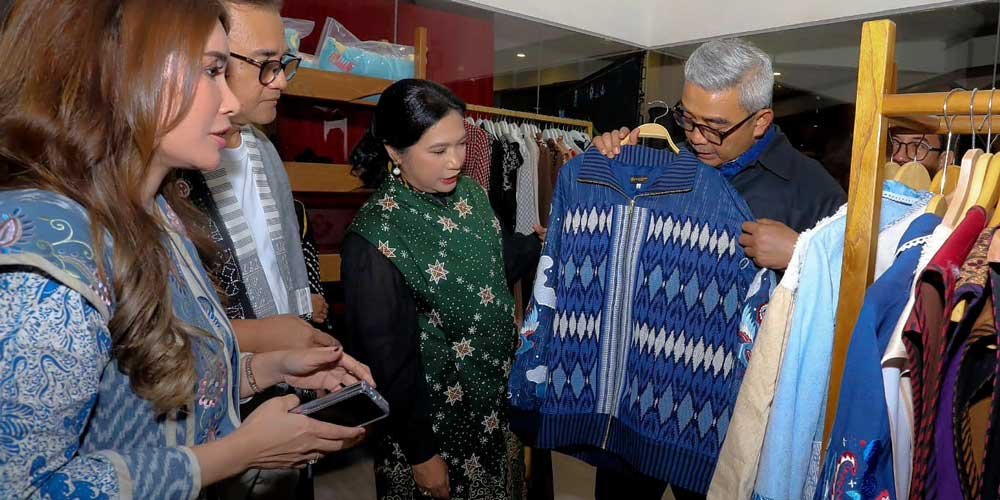 Bandung bangun identitas sebagai kota industri kreatif dan destinasi belanja unggulan