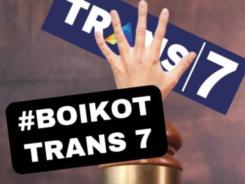 Santri Minum Susu Jongkok, Trans7 Tersedat Protes Umat