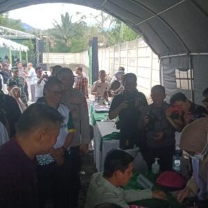 CSR Turun Gunung: Bumi Pasir Makmur dan TNI AD Bersinergi, Warga Bersyukur, Alam Mungkin Masih Bingung