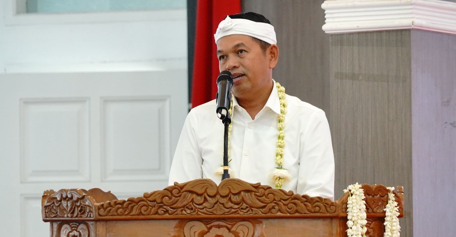 Dedi mulyadi resmikan kurikulum nyaah ka indung di garut