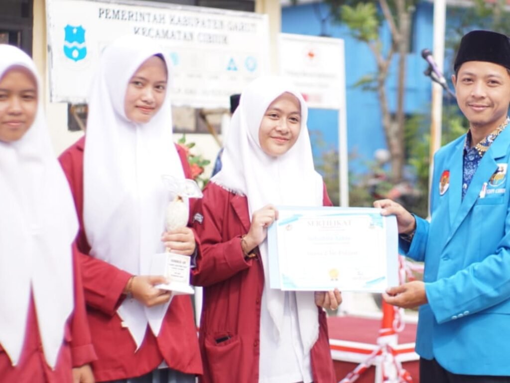 KNPI Cibiuk Beri Penghargaan Pemuda Berprestasi, Sumpah Pemuda Tak Lagi Sekadar Upacara