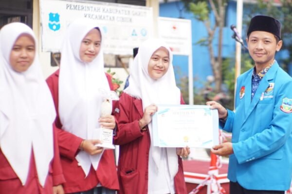 KNPI Cibiuk Beri Penghargaan Pemuda Berprestasi, Sumpah Pemuda Tak Lagi Sekadar Upacara